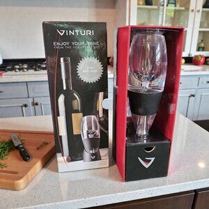 NIB VINTURI Red Wine Aerator Decanter No Drip Stand